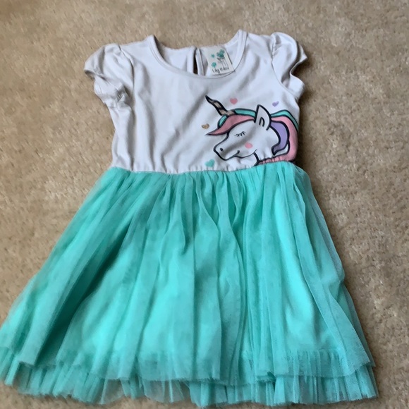 Bundle of dresses for size 3T-4T - Picture 7 of 8